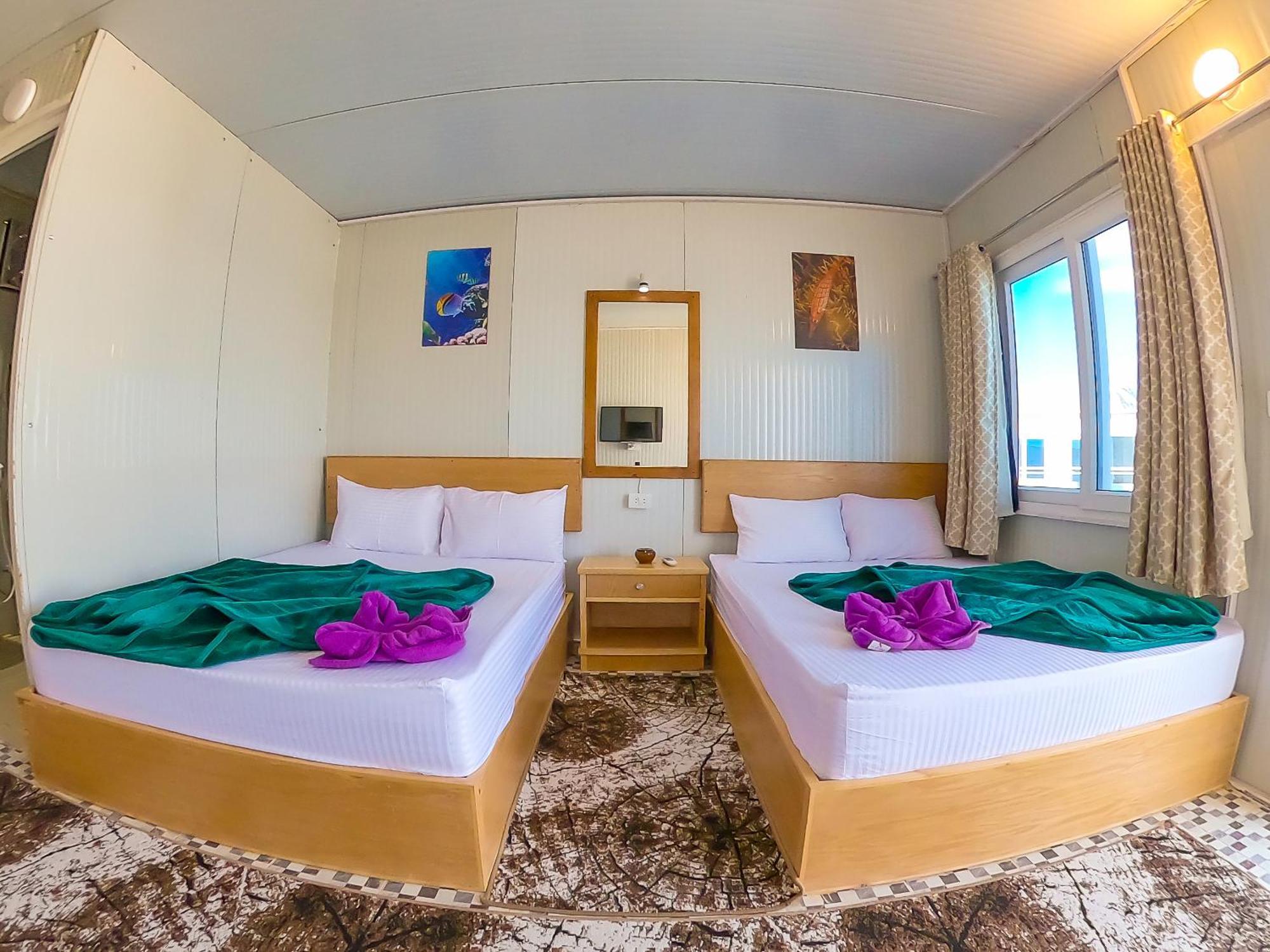 Seaview Hotel Dahab Bagian luar foto